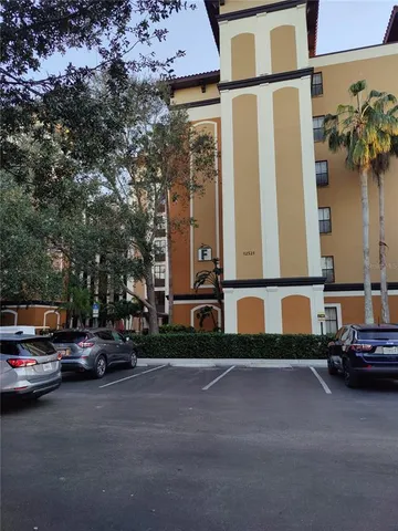$220,500 | 12521 Floridays Resort Drive, Unit 207F, Orlando, FL 32821