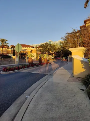 $220,500 | 12521 Floridays Resort Drive, Unit 207F, Orlando, FL 32821