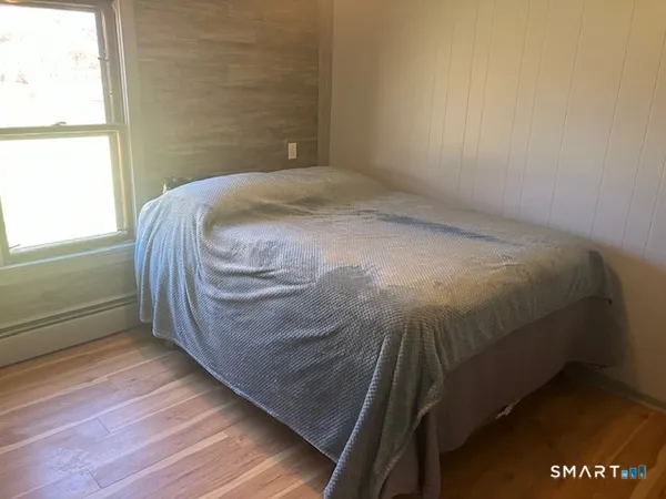 $279,900 | 9 Warriner Avenue, Enfield, CT 06082