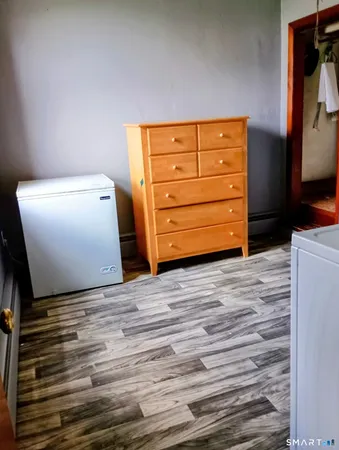 $279,900 | 9 Warriner Avenue, Enfield, CT 06082