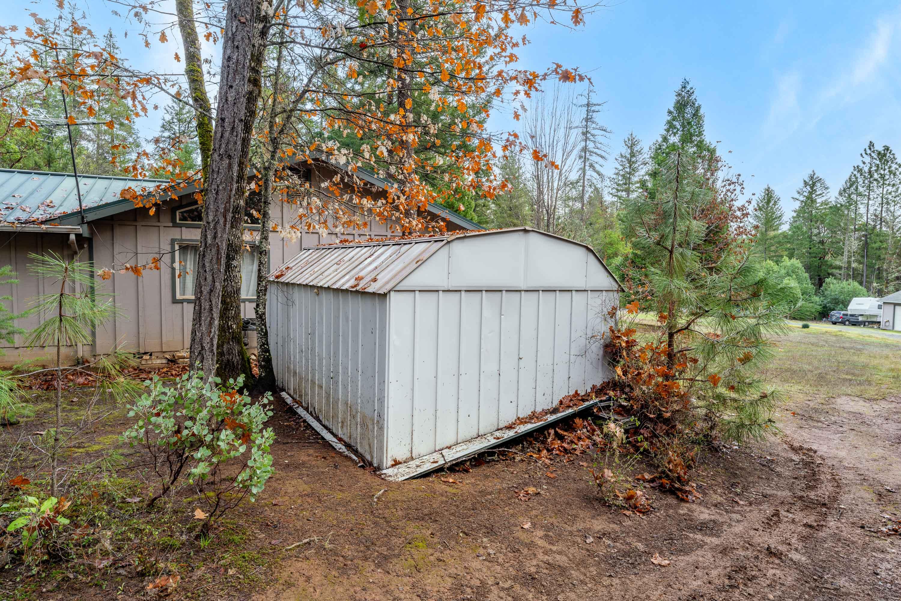 1616 Crow Road Merlin, OR 97532 - Photo 44 of 49 EXT (6 of 13)
