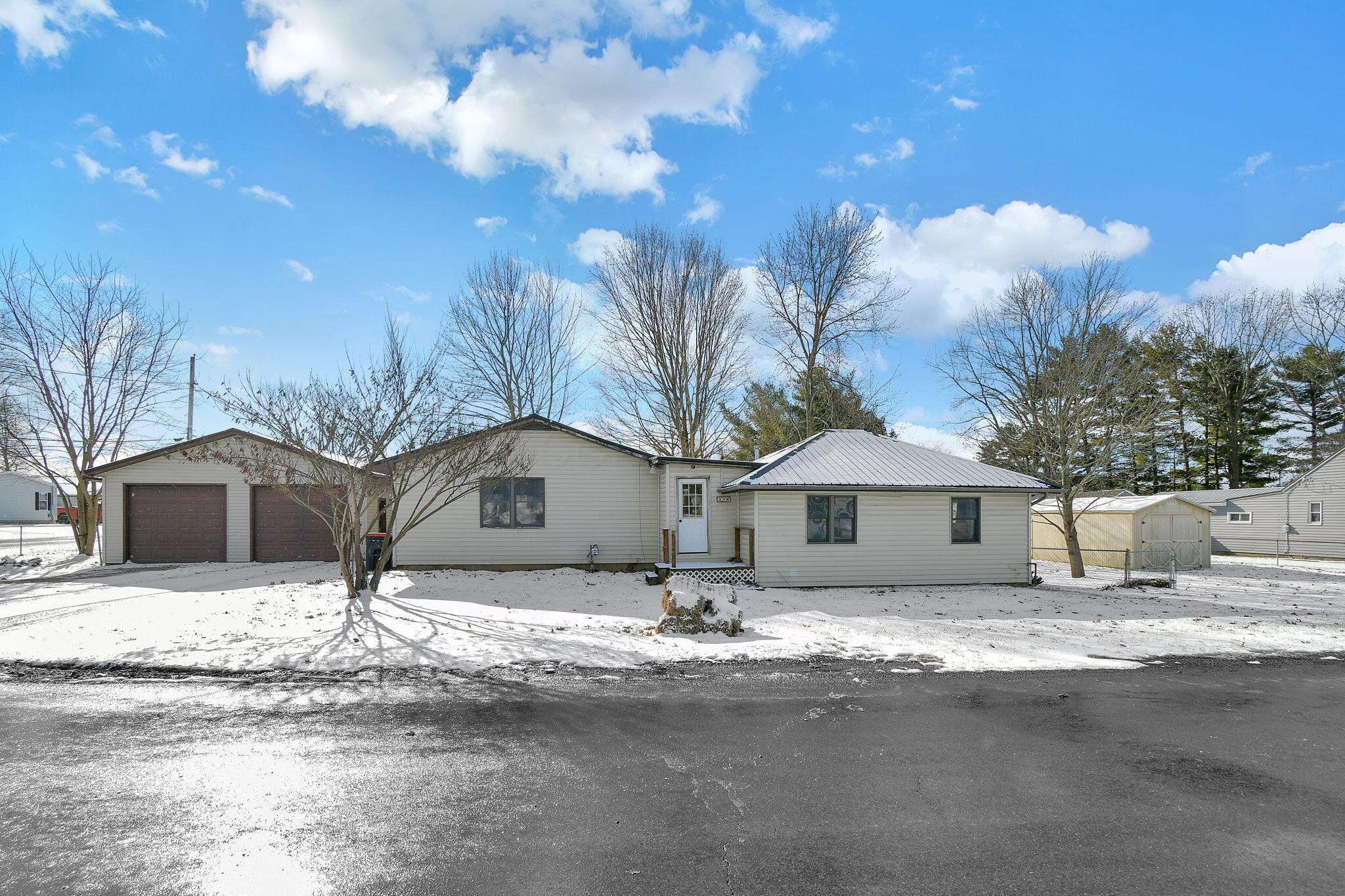 356 Spring Street Utica, OH 43080 - Photo 1 of 24 1-web-or-mls-356-spring-st