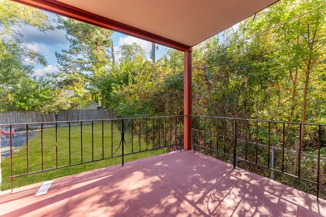 a view of a tennis court