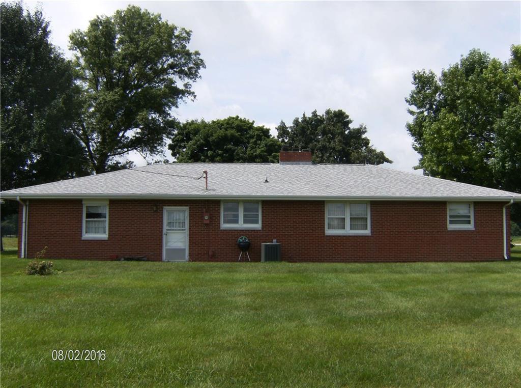 5824 Ridge Road Anderson, IN 46013 - Photo 3 of 22 Gallery Image 3