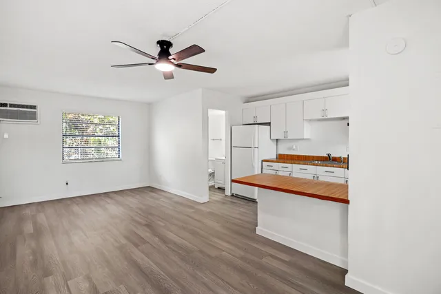 $1,395 | 1041 Southeast Monterey Road, Unit 24, Stuart, FL 34994