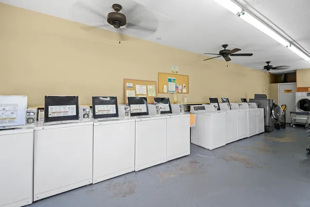 $1,395 | 1041 Southeast Monterey Road, Unit 24, Stuart, FL 34994