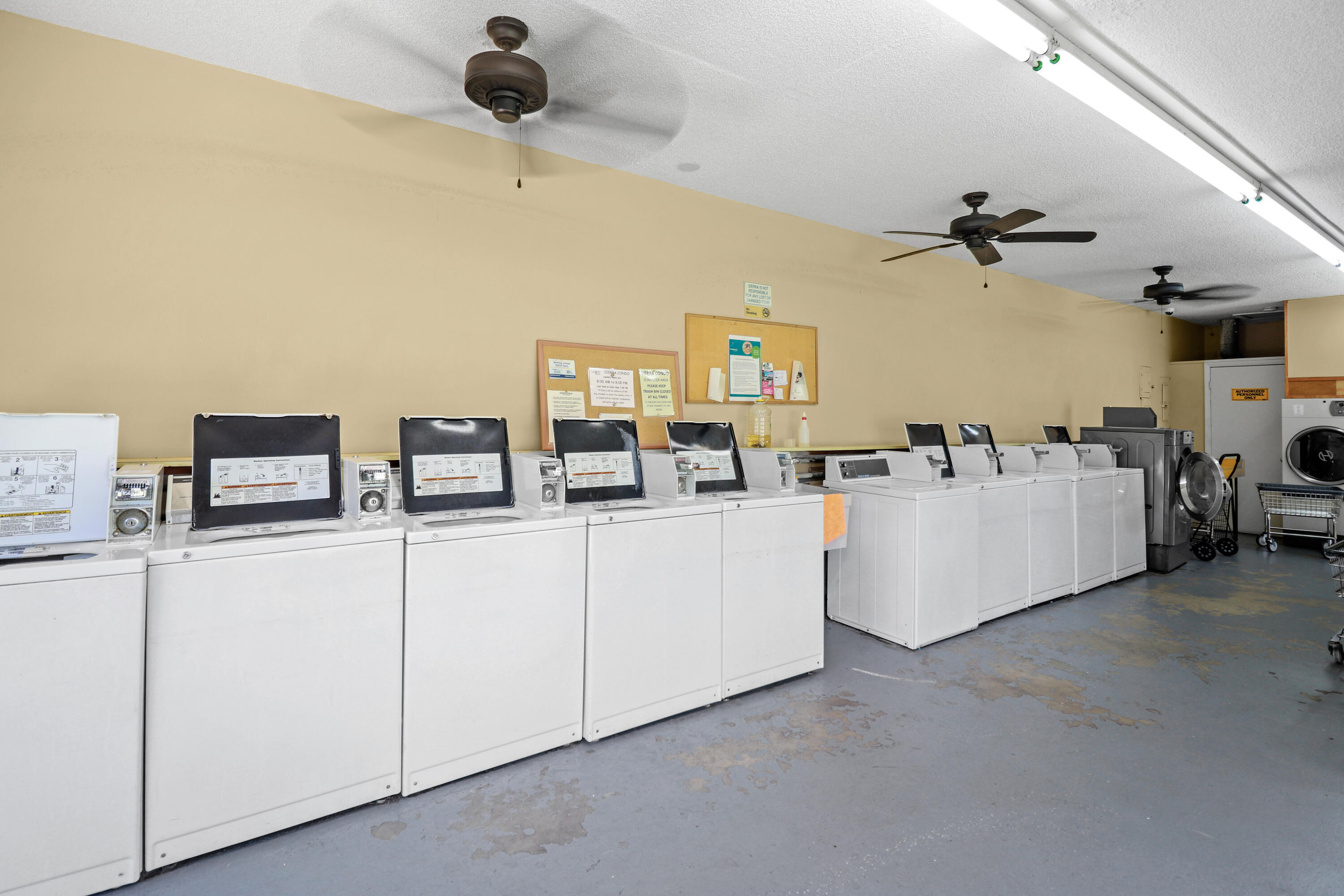 1041 Southeast Monterey Road, Unit 24 Stuart, FL 34994 - Photo 15 of 26 15-IMG_2560