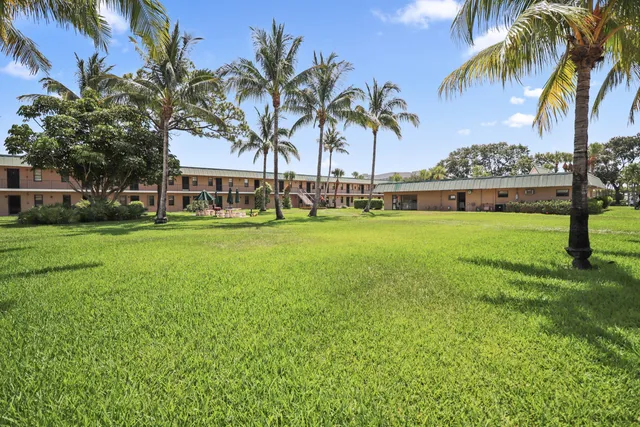 $1,395 | 1041 Southeast Monterey Road, Unit 24, Stuart, FL 34994