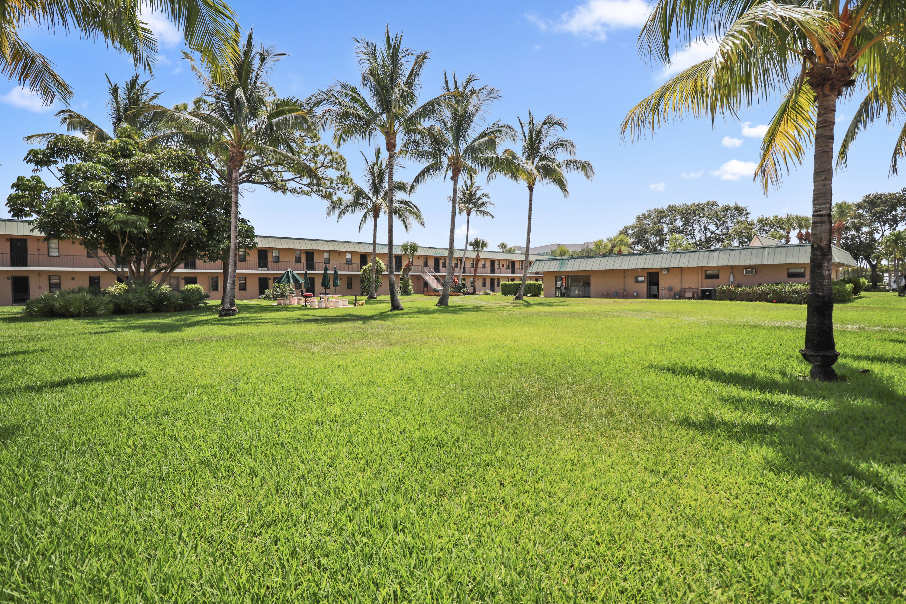 1041 Southeast Monterey Road, Unit 24 Stuart, FL 34994 - Photo 26 of 26 26-IMG_2601