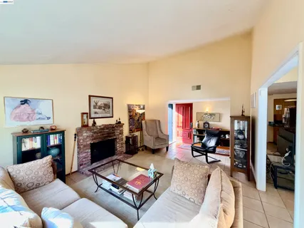 $748,000 | 123 Ironwood, Oakland, CA 94605