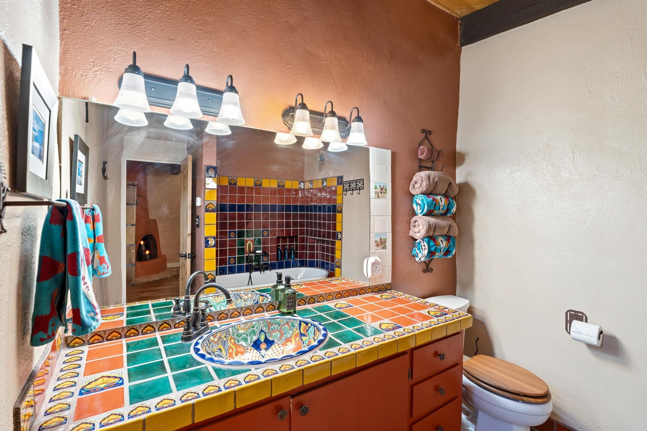 174 Hondo Seco Road Arroyo Hondo, NM 87513 - Photo 11 of 50 Gallery Image 11
