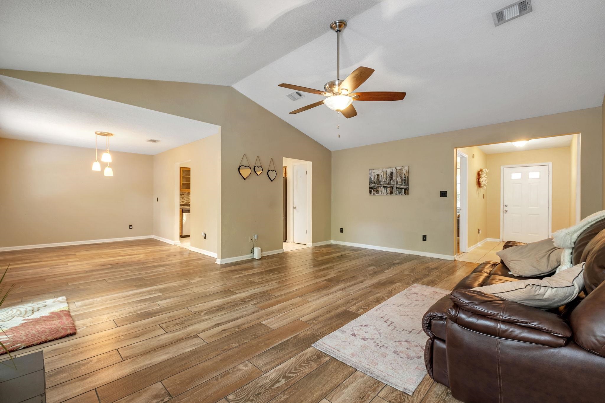 8381 Hunters Ridge Trail Tallahassee, FL 32312 - Photo 9 of 27