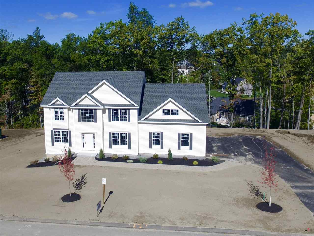 16 Beechwood Road Salem, NH 03079 - Photo 1 of 10 Gallery Image 1