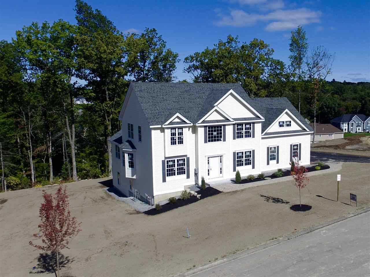 16 Beechwood Road Salem, NH 03079 - Photo 2 of 10 Gallery Image 2