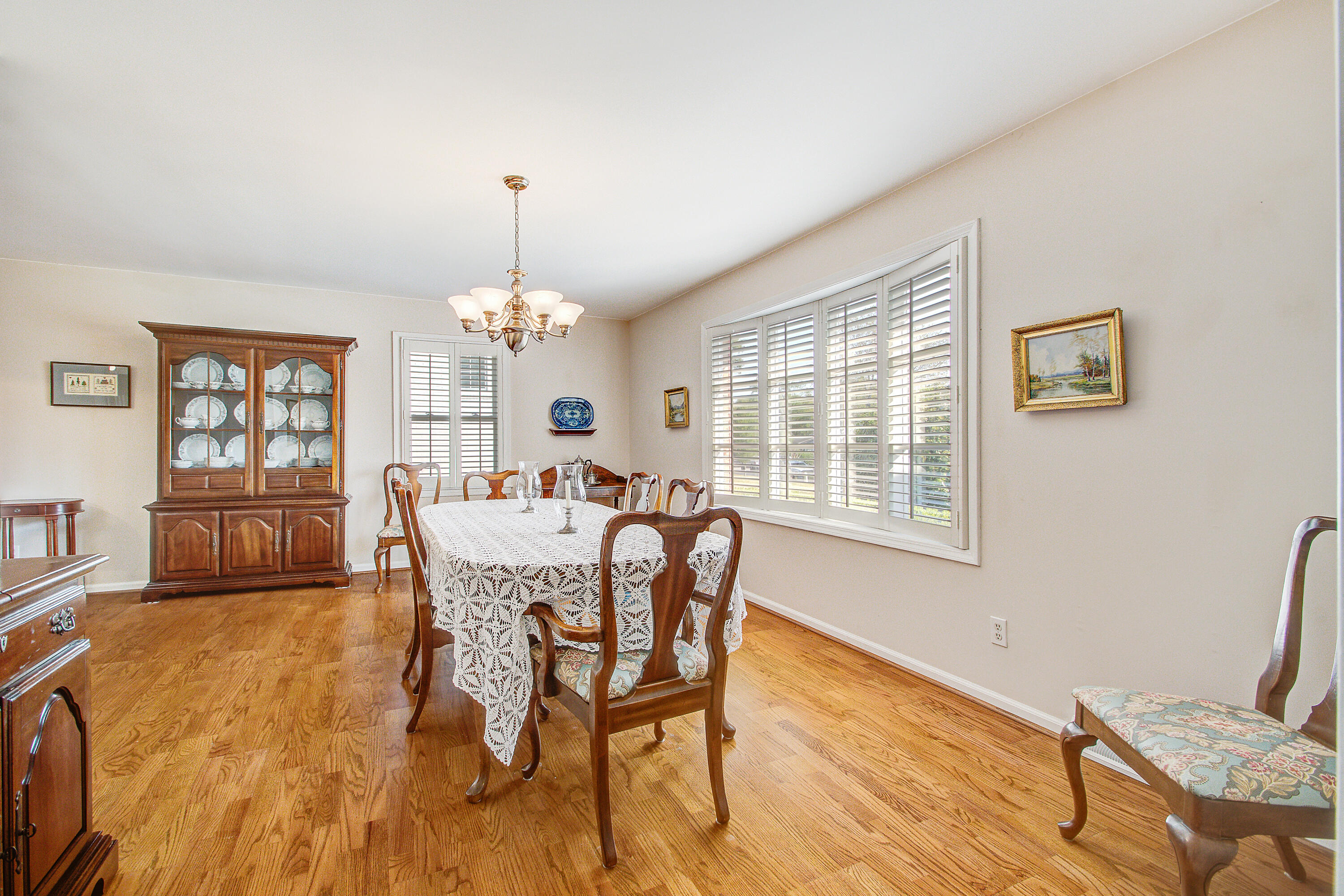 677 Pawley Road Mount Pleasant, SC 29464 - Photo 12 of 72 677 (8)