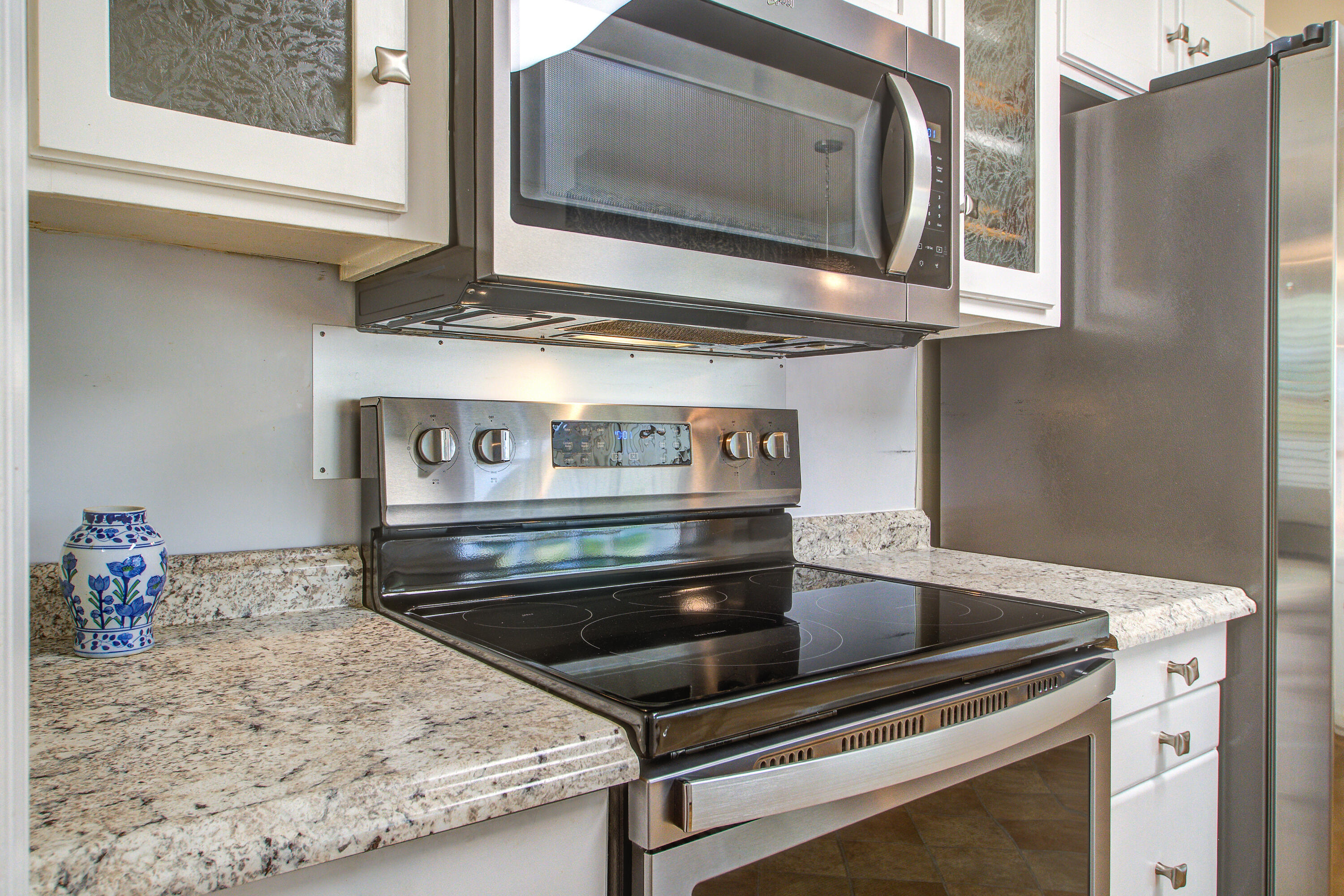 677 Pawley Road Mount Pleasant, SC 29464 - Photo 15 of 72 677 (13)