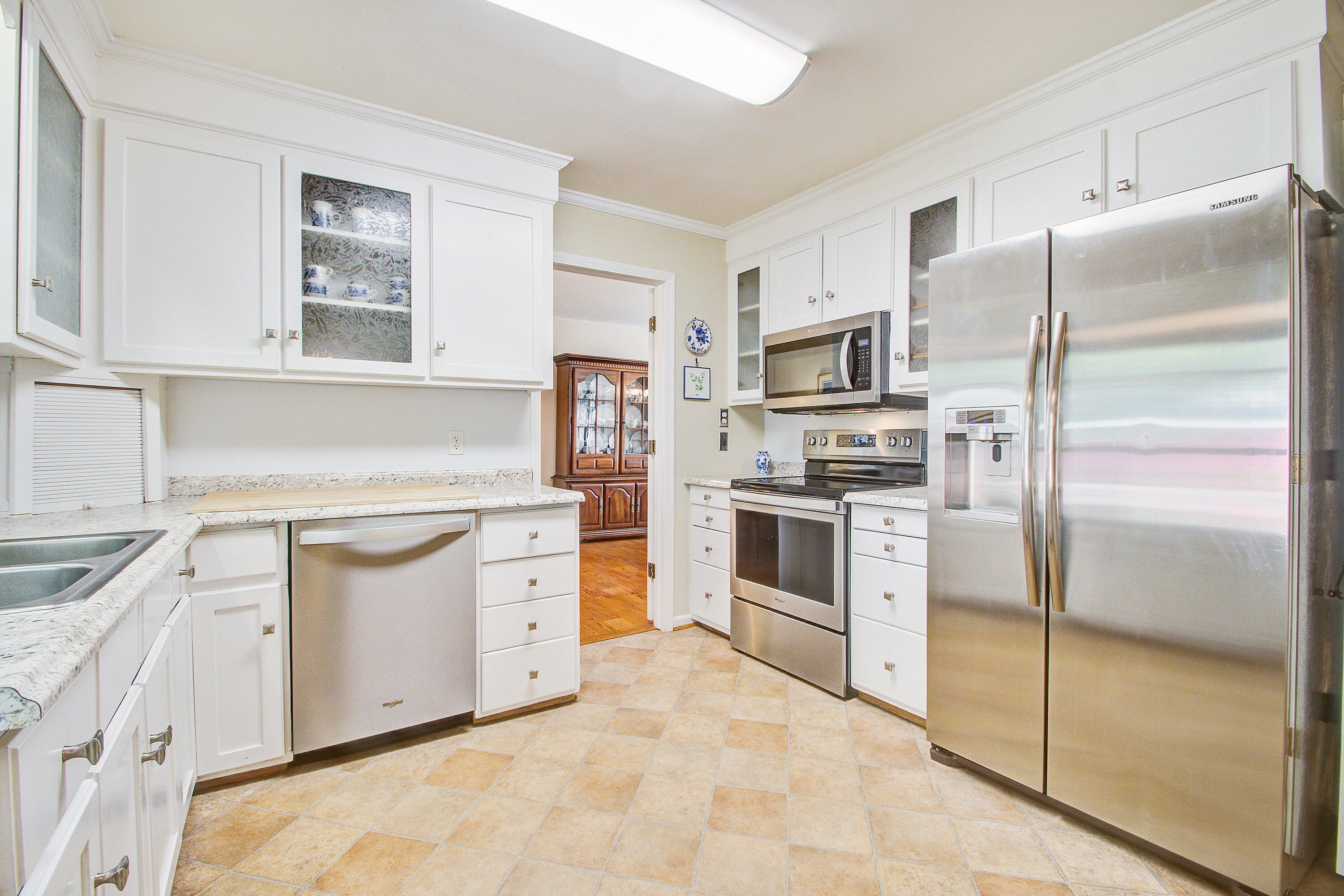 677 Pawley Road Mount Pleasant, SC 29464 - Photo 17 of 72 677 (15)