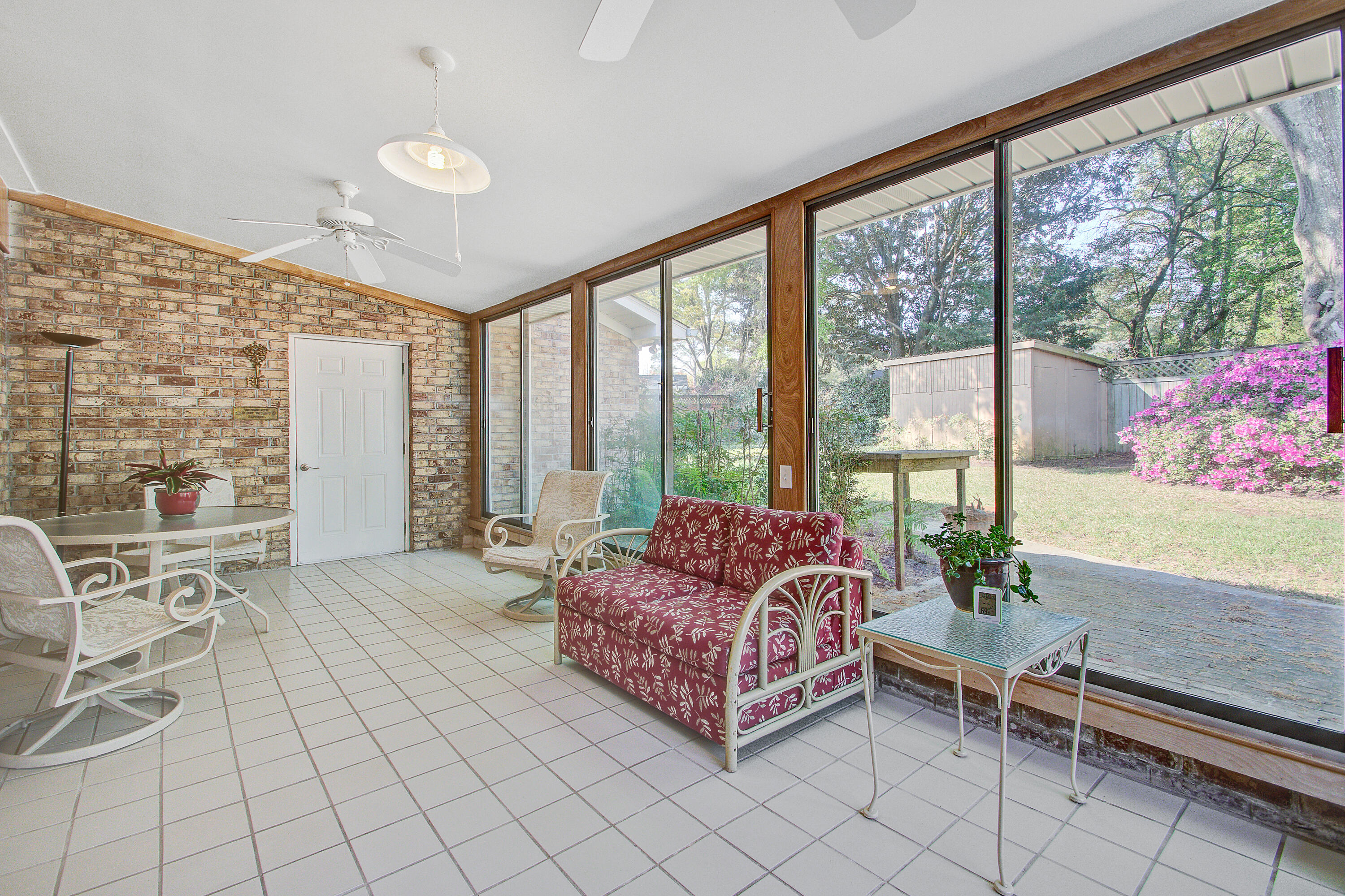 677 Pawley Road Mount Pleasant, SC 29464 - Photo 23 of 72 677 (21)