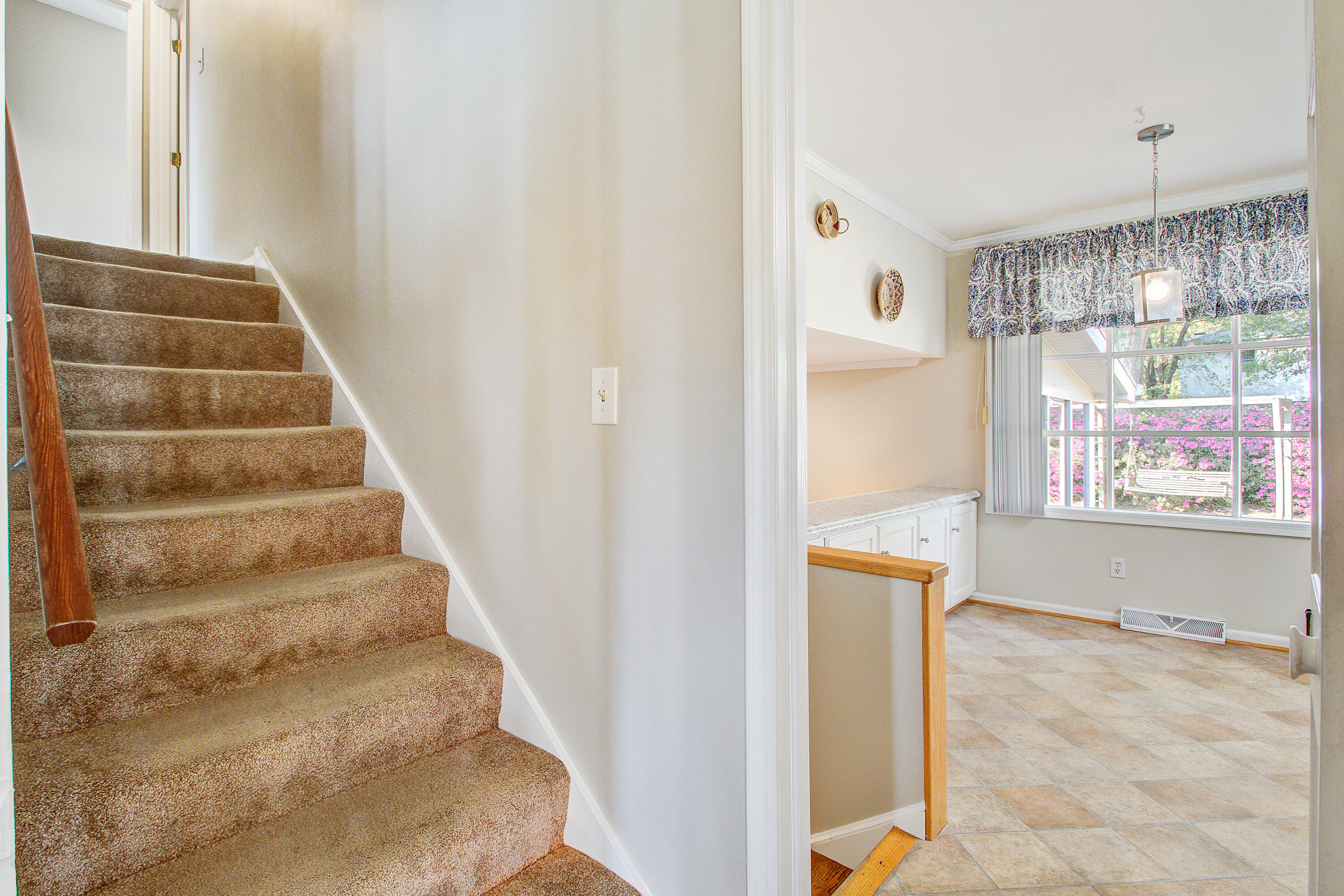 677 Pawley Road Mount Pleasant, SC 29464 - Photo 34 of 72 677 (32)