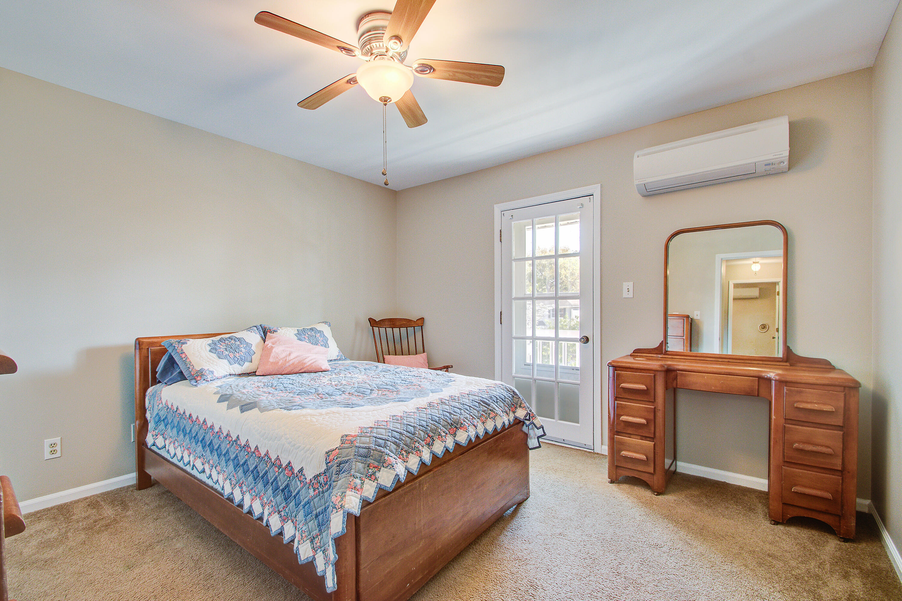 677 Pawley Road Mount Pleasant, SC 29464 - Photo 43 of 72 677 (41)