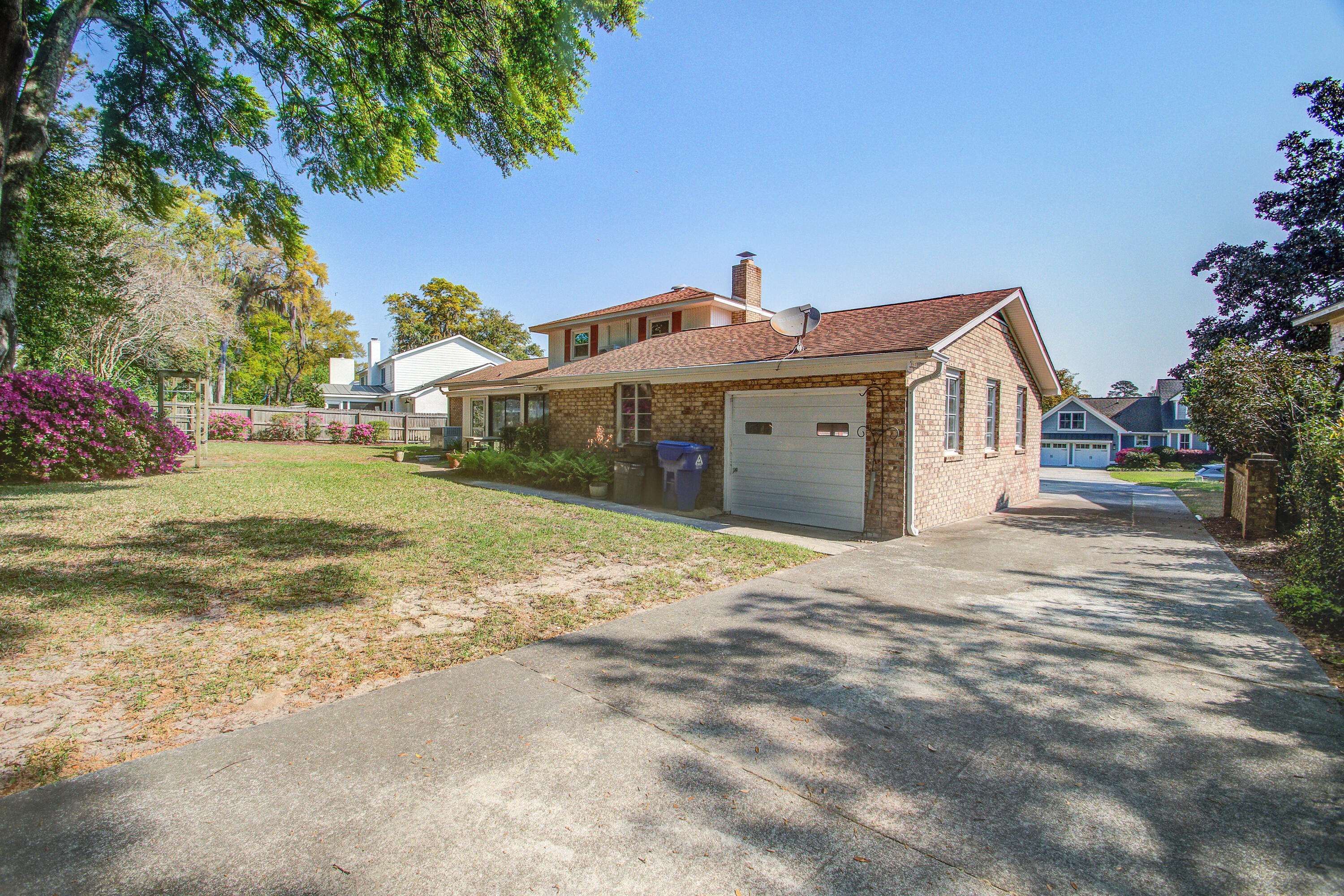 677 Pawley Road Mount Pleasant, SC 29464 - Photo 48 of 72 677 (46)