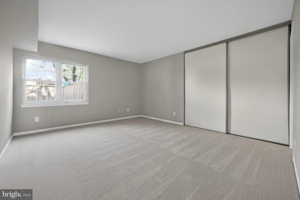 $365,000 | 13770 Flowing Brook Court, Chantilly, VA 20151