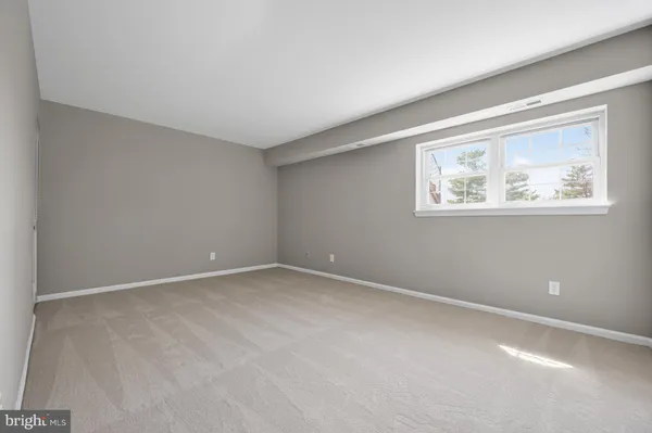 $365,000 | 13770 Flowing Brook Court, Chantilly, VA 20151