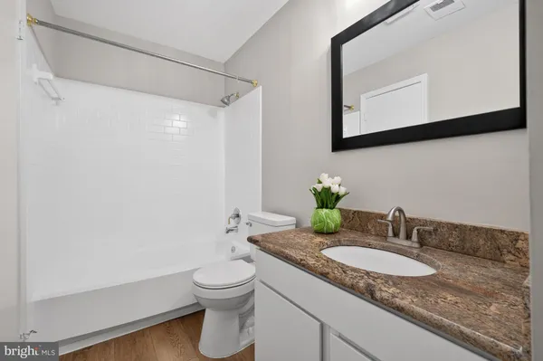 $365,000 | 13770 Flowing Brook Court, Chantilly, VA 20151