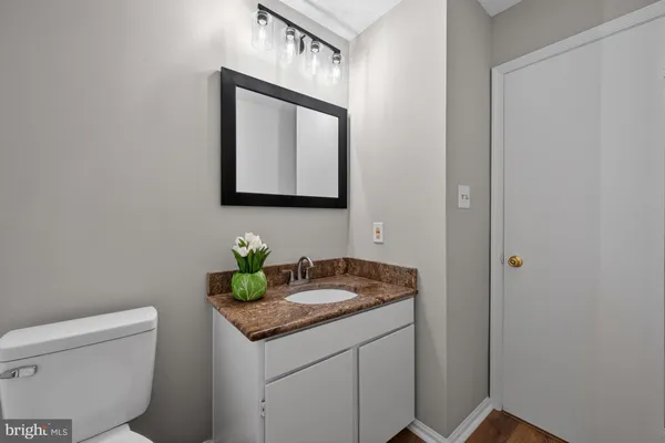 $365,000 | 13770 Flowing Brook Court, Chantilly, VA 20151