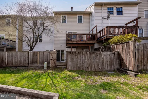 $365,000 | 13770 Flowing Brook Court, Chantilly, VA 20151