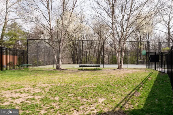 $365,000 | 13770 Flowing Brook Court, Chantilly, VA 20151
