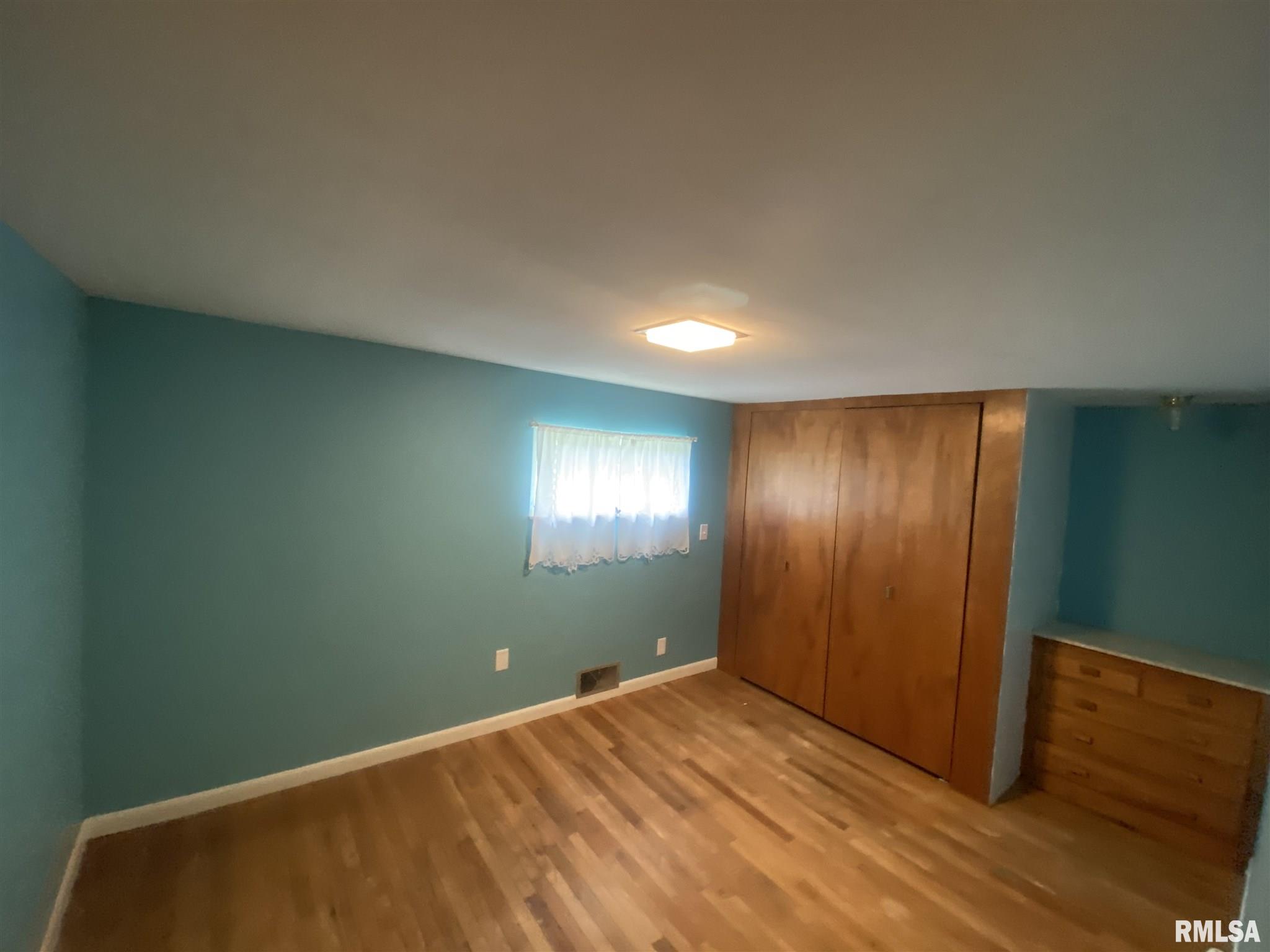 405 Jackson Street Washington, IL 61571 - Photo 17 of 29 Gallery Image 17