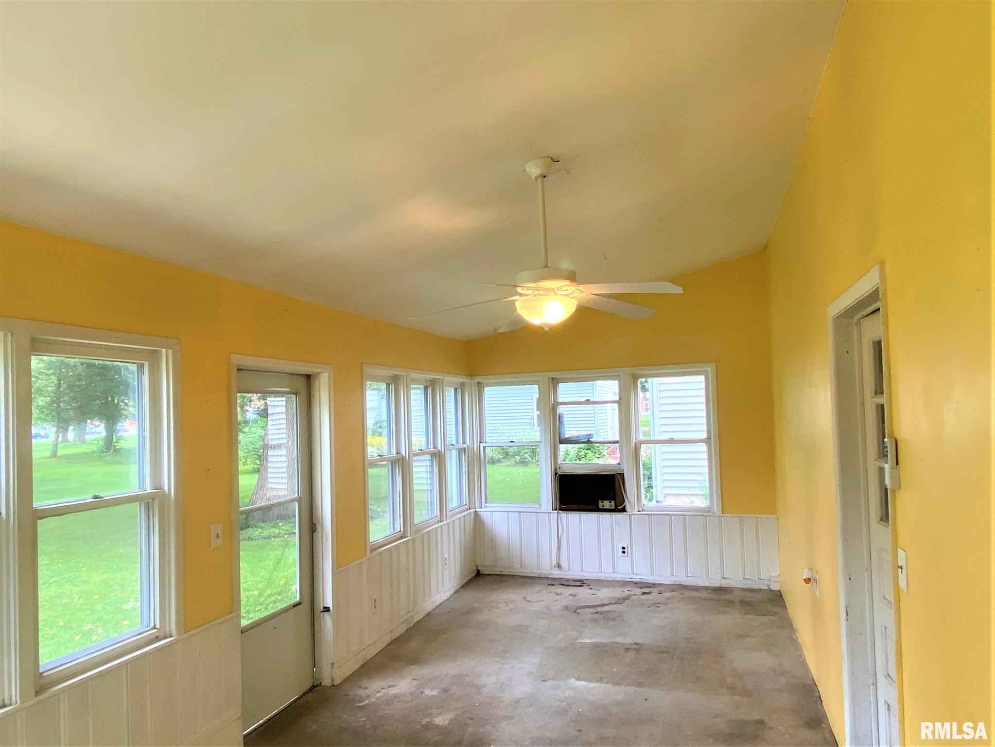 405 Jackson Street Washington, IL 61571 - Photo 27 of 29 Gallery Image 27