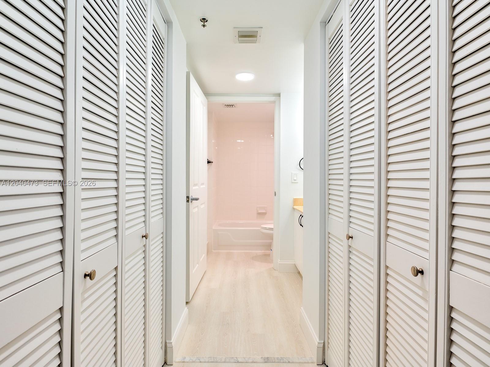 2351 Douglas Road, Unit 910 Miami, FL 33145 - Photo 13 of 23