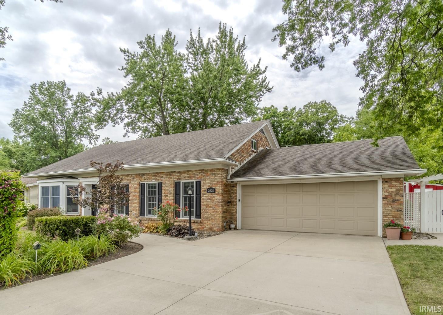 2821 Devon Drive Fort Wayne, IN 46815 - Photo 1 of 36