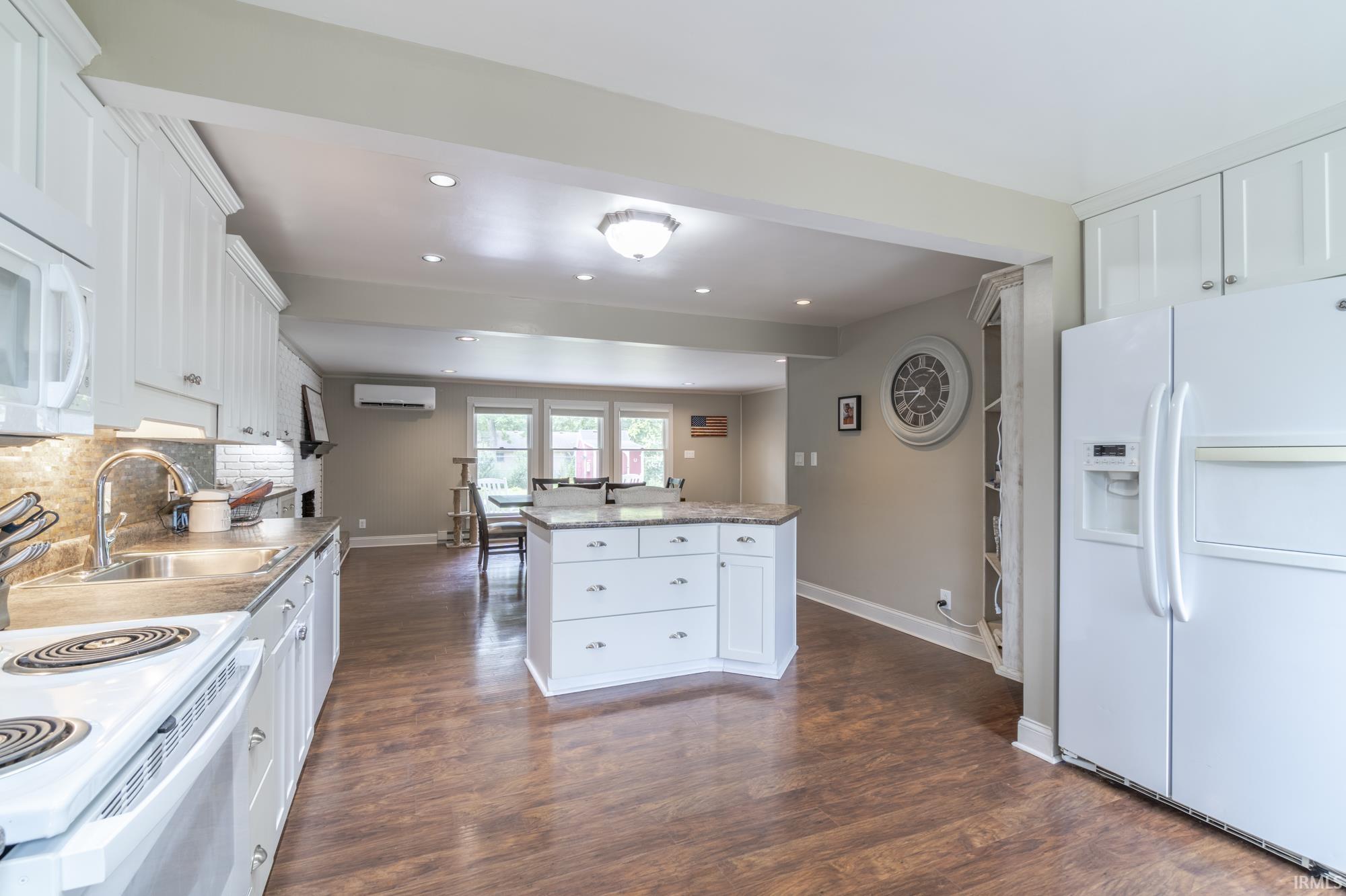 2821 Devon Drive Fort Wayne, IN 46815 - Photo 25 of 36