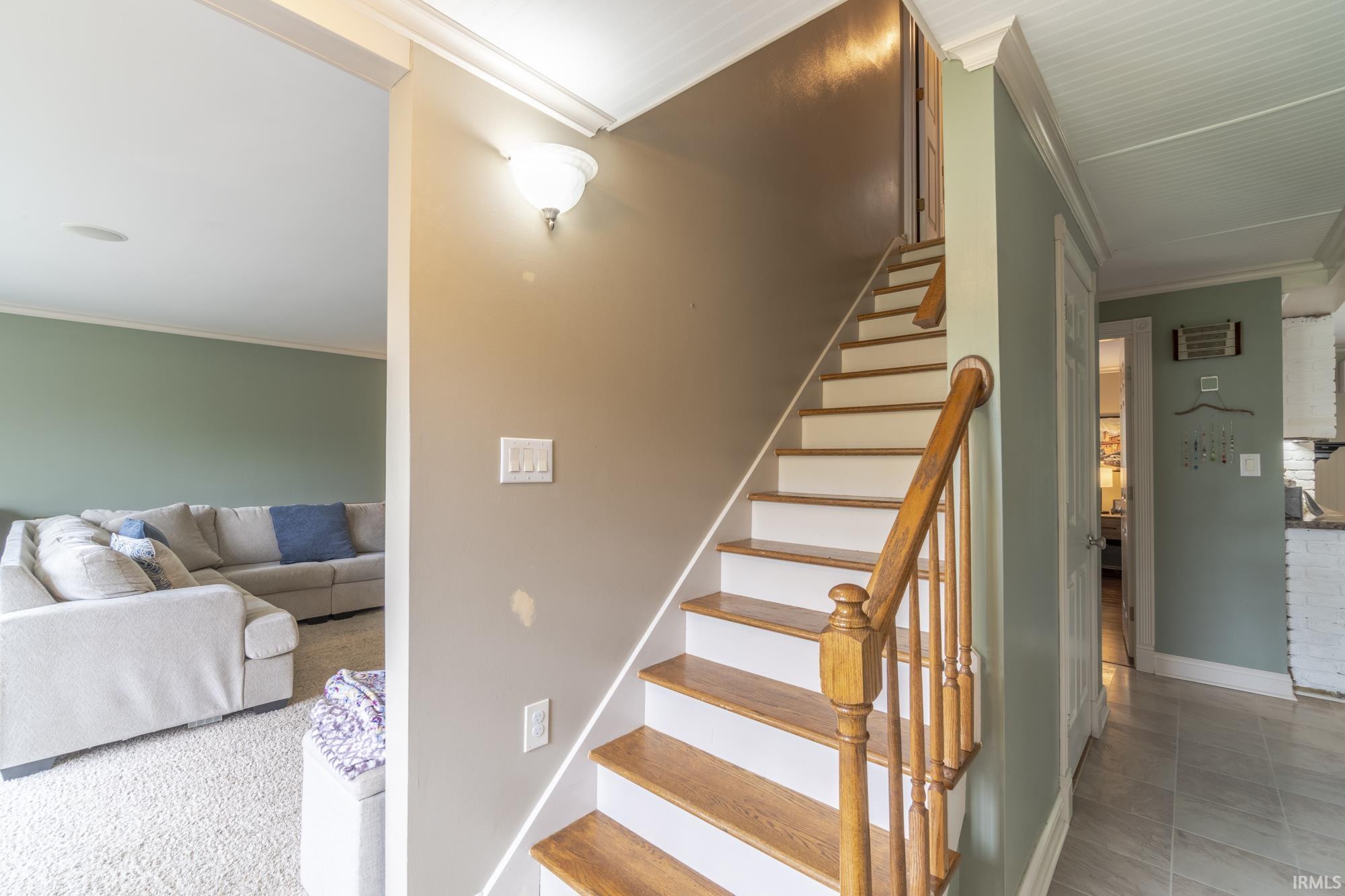 2821 Devon Drive Fort Wayne, IN 46815 - Photo 4 of 36