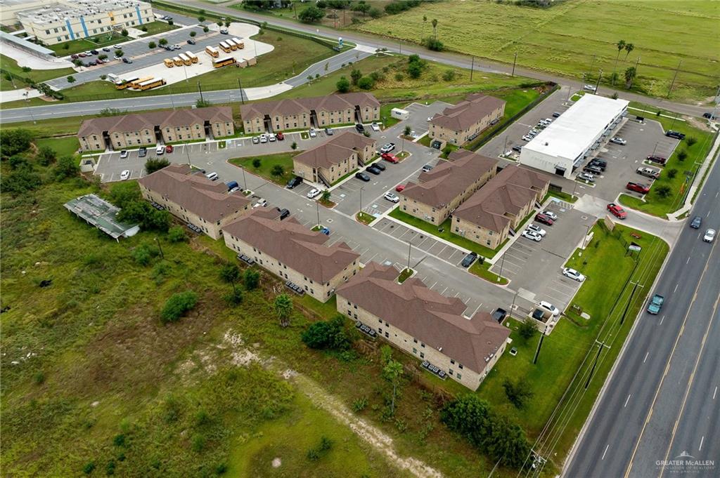 2305 West Mile 3 Road Mission, TX 78574 - Photo 5 of 20 Gallery Image 5