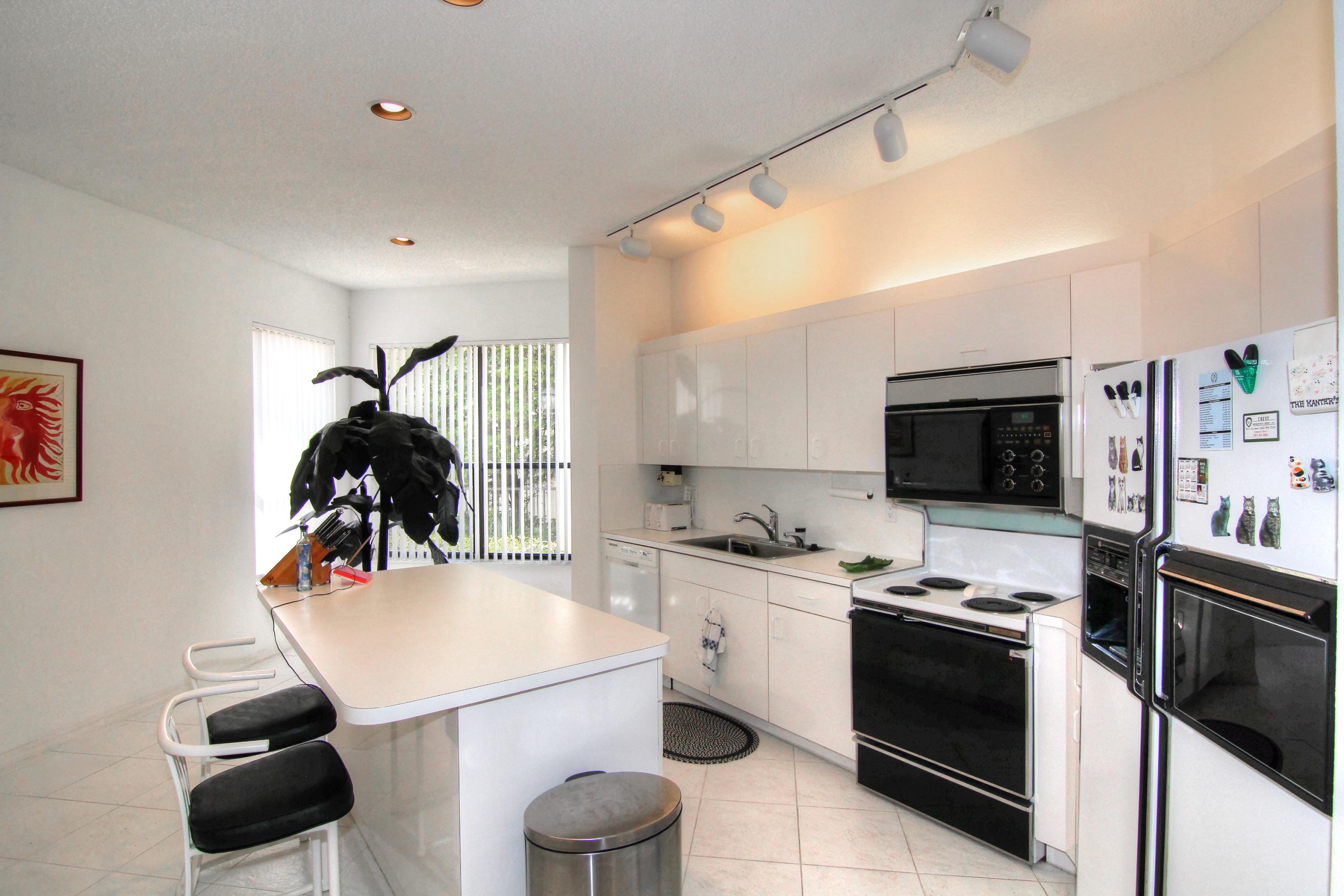 17141 Ryton Lane Boca Raton, FL 33496 - Photo 8 of 18 IMG_6088