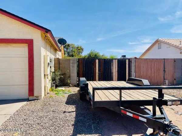 $1,700 | 1207 East Avenida Luna, Casa Grande, AZ 85122