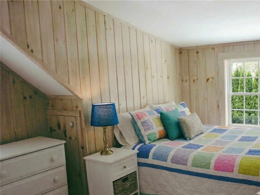140 Treasure Road Narragansett, RI 02882 - Photo 13 of 15