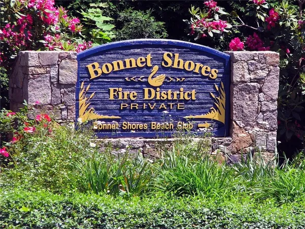 $4,400 | 140 Treasure Road, Narragansett, RI 02882