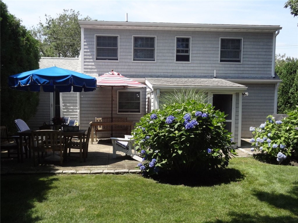 140 Treasure Road Narragansett, RI 02882 - Photo 2 of 15