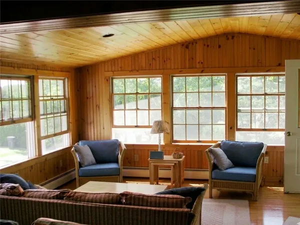 $4,400 | 140 Treasure Road, Narragansett, RI 02882