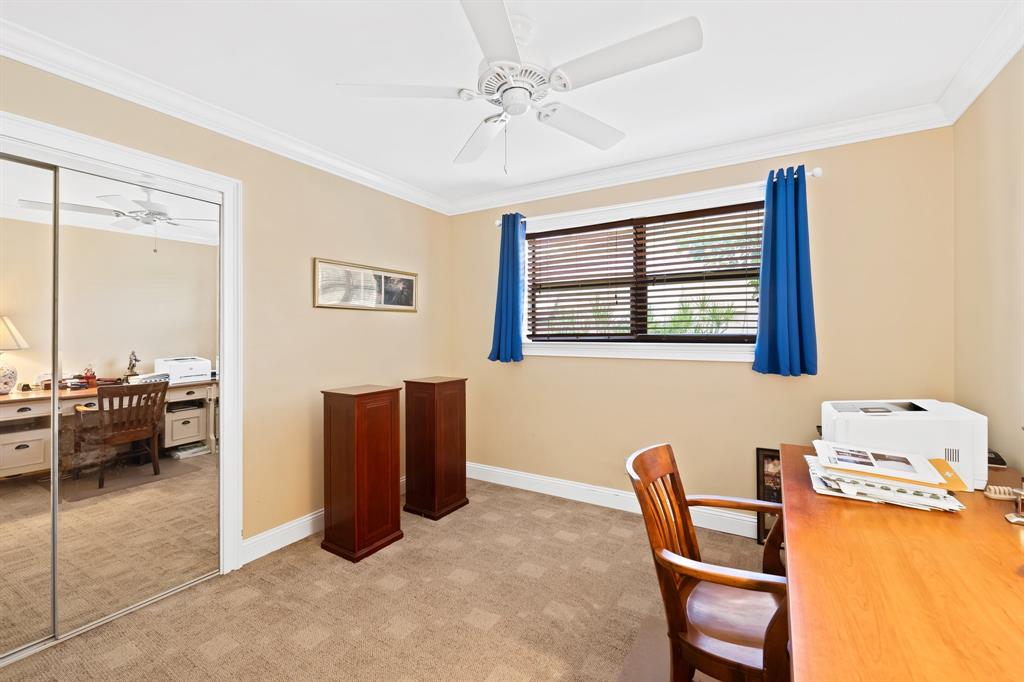 4700 Grant Street Hollywood, FL 33021 - Photo 23 of 32 a dining room with furniture and window