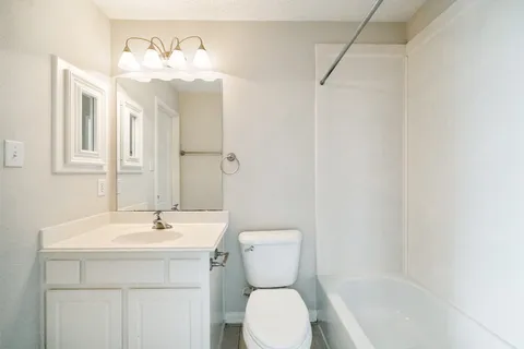 $419,900 | 1839 Stacy Crest, Houston, TX 77008