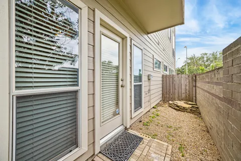 $419,900 | 1839 Stacy Crest, Houston, TX 77008