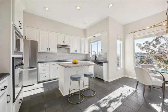 $409,900 | 1839 Stacy Crest, Houston, TX 77008