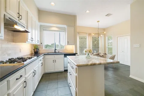 $419,900 | 1839 Stacy Crest, Houston, TX 77008