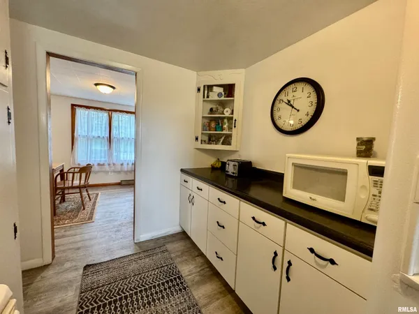 $163,000 | 12144 North 1050th Road, Macomb, IL 61455